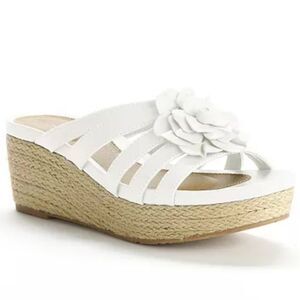 EARTHIES VALECIA  FLOWER EMBELLISHMENT WOMEN'S ESPADRILLE WEDGE SANDAL